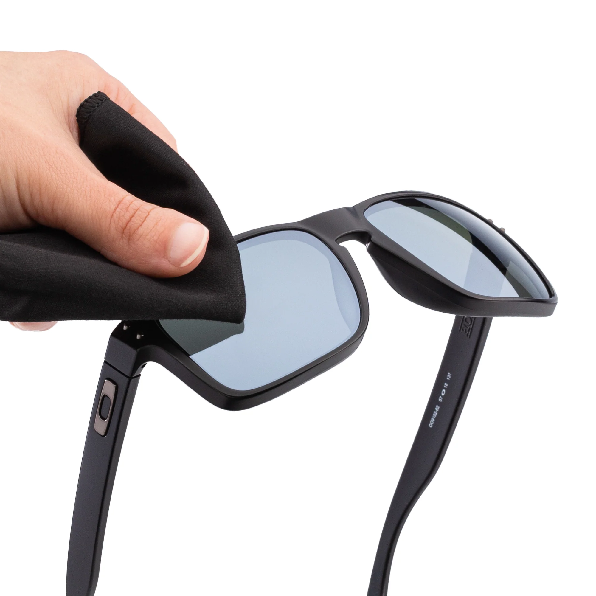 Revant Lens Cleaner - Image 3